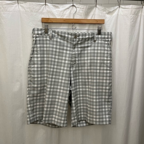 Nike Golf Dri Fit Grey White Gingham Short - Picture 2 of 12